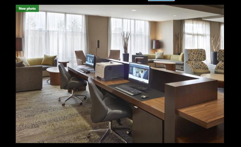 호텔 Courtyard By Marriott Kingston Highway 401