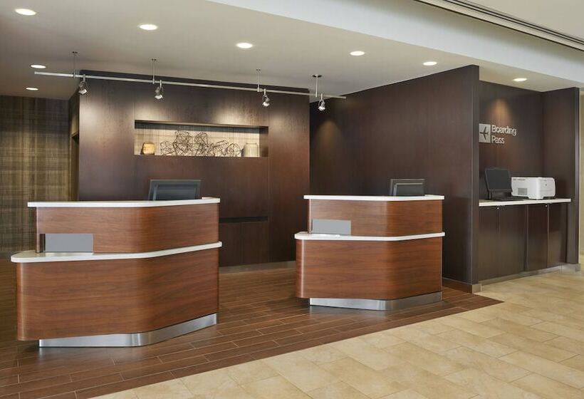 호텔 Courtyard By Marriott Kingston Highway 401