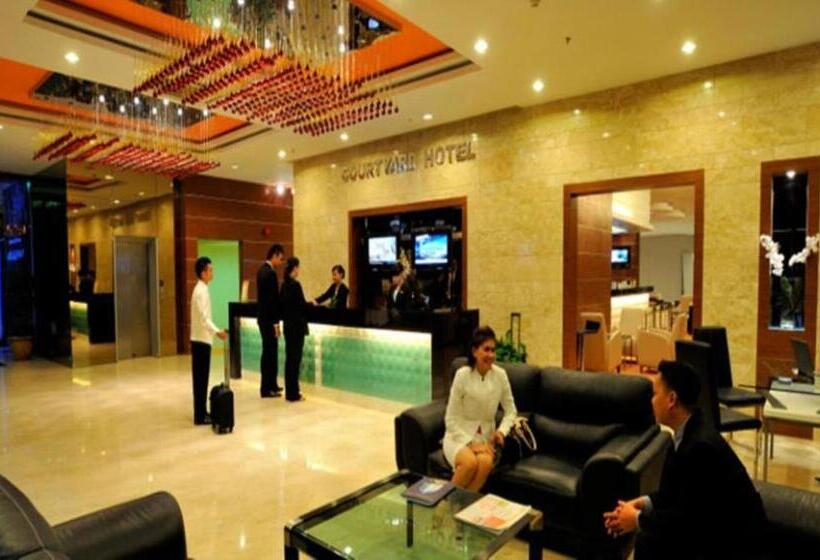 Courtyard Hotel @ 1borneo