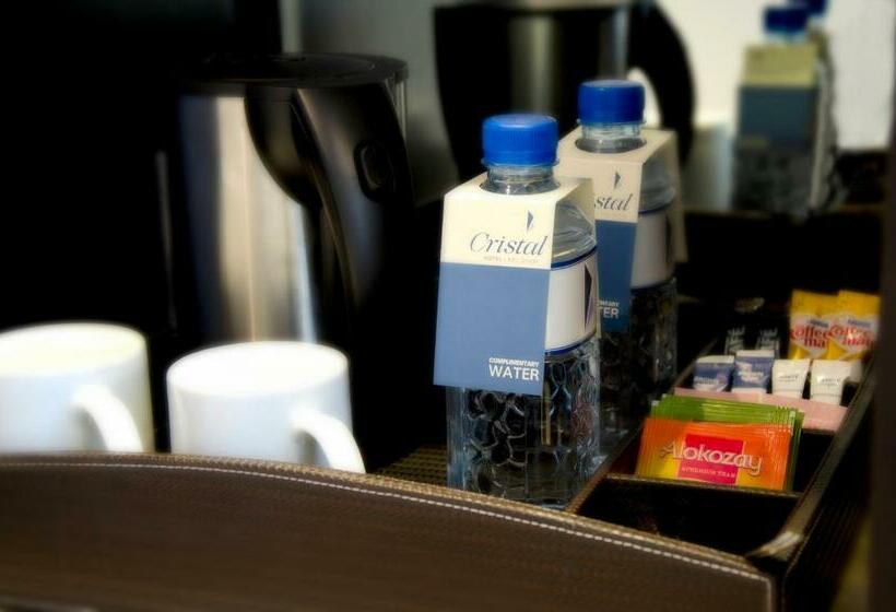 Cristal Hotel Abu Dhabi