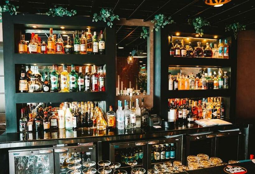 Cristal Hotel Abu Dhabi