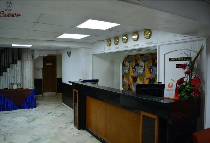 ホテル Crown