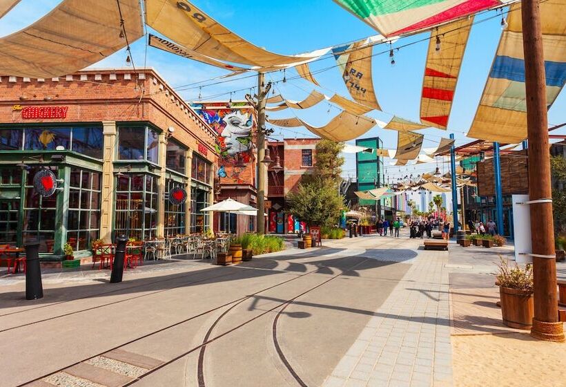 هتل Crowne Plaza   Dubai Jumeirah, An Ihg