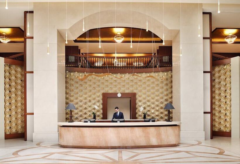 هتل Crowne Plaza   Dubai Jumeirah, An Ihg