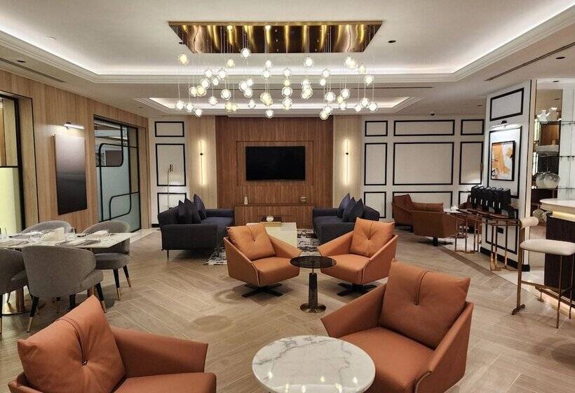 هتل Crowne Plaza   Dubai Jumeirah, An Ihg