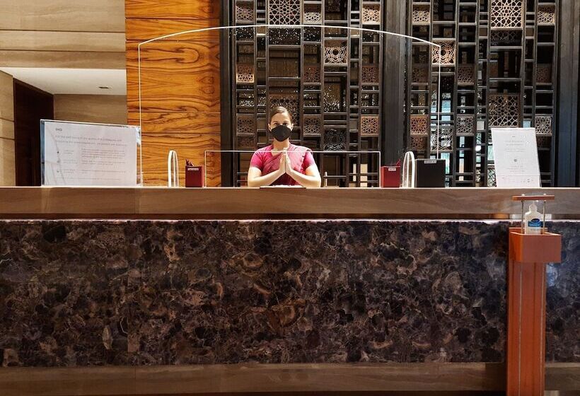 Отель Crowne Plaza New Delhi Mayur Vihar Noida, An Ihg