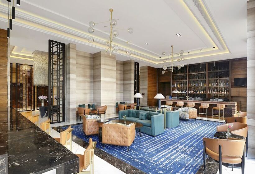 Отель Crowne Plaza New Delhi Mayur Vihar Noida, An Ihg