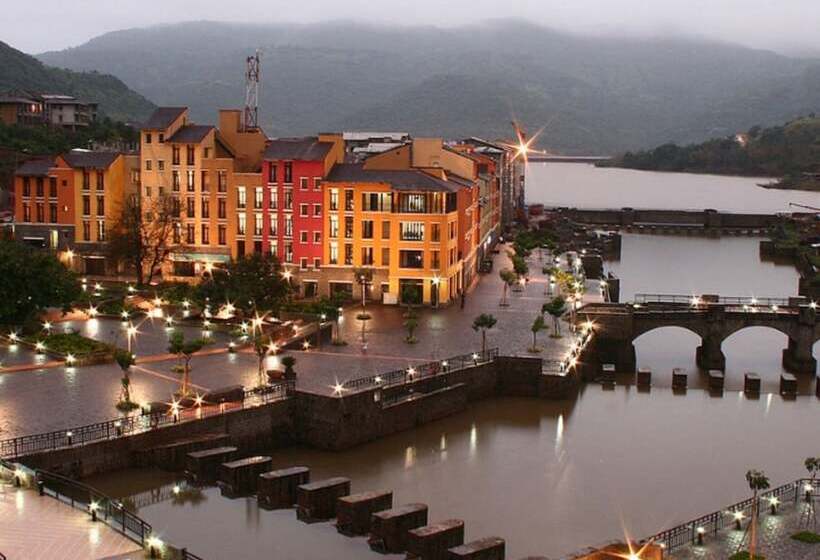 בית מלון כפרי Crowne Plaza Pune City Centre, An Ihg