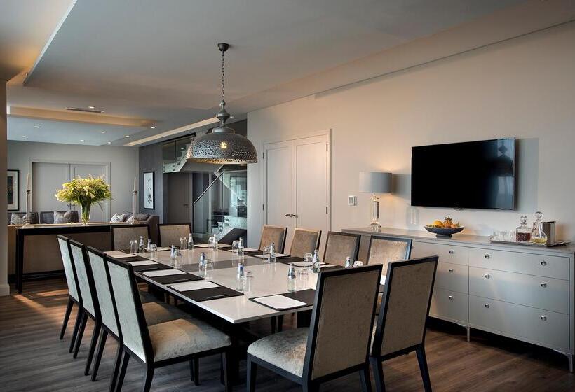 Davinci Hotel On Nelson Mandela Square