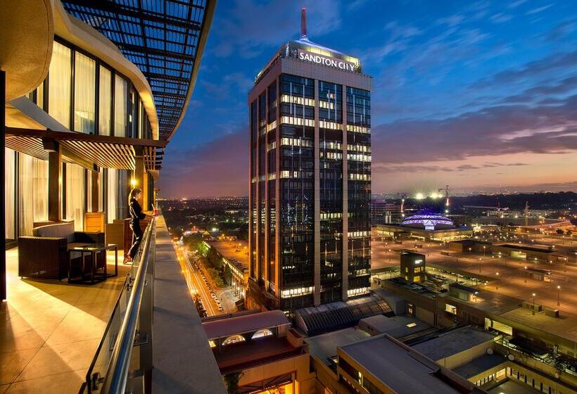 Davinci Hotel On Nelson Mandela Square