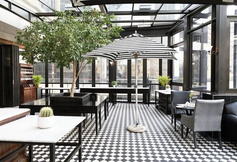 Davinci Hotel On Nelson Mandela Square