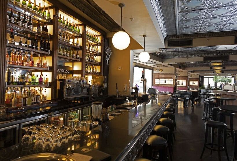 Davinci Hotel On Nelson Mandela Square