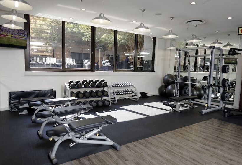 Davinci Hotel On Nelson Mandela Square