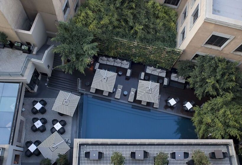 Davinci Hotel On Nelson Mandela Square