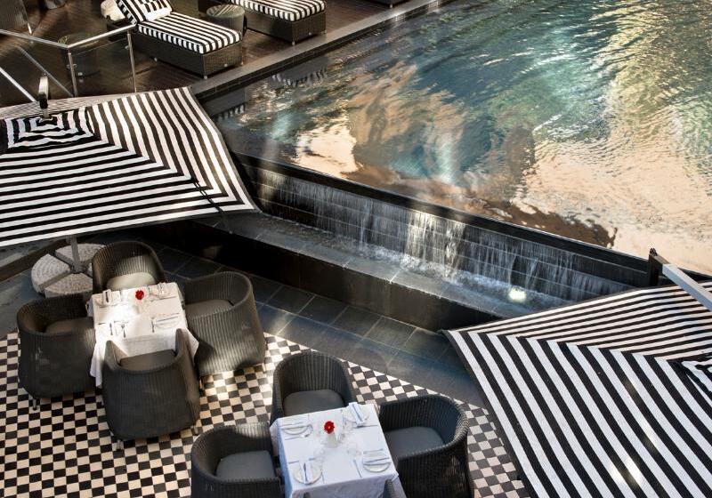 Davinci Hotel On Nelson Mandela Square