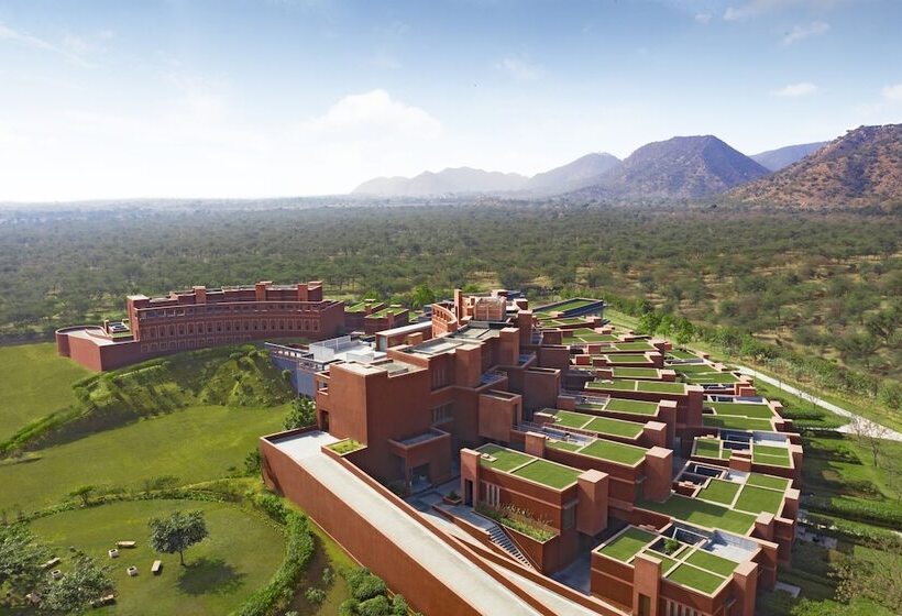 בית מלון כפרי Taj Devi Ratn Resort & Spa, Jaipur