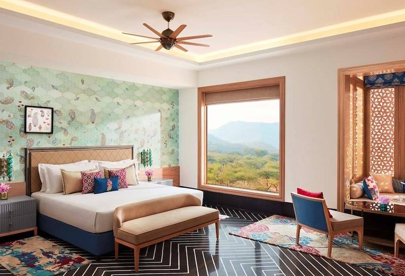 בית מלון כפרי Taj Devi Ratn Resort & Spa, Jaipur