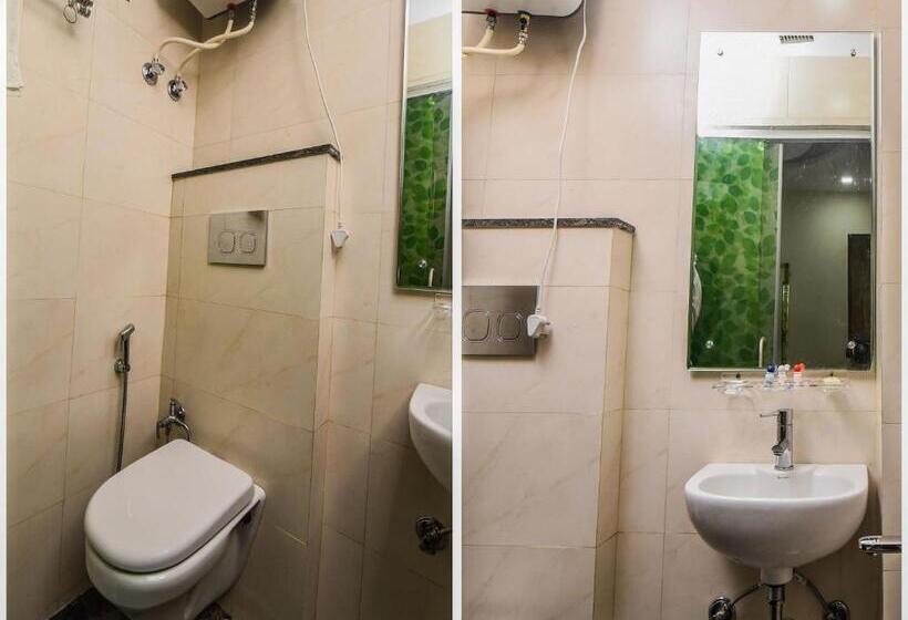 ホテル Dollar Inn