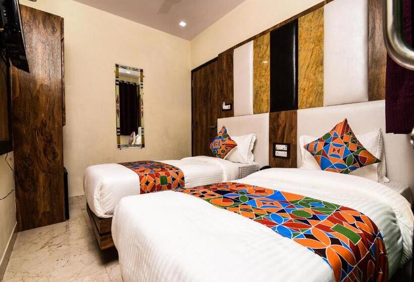 ホテル Dollar Inn