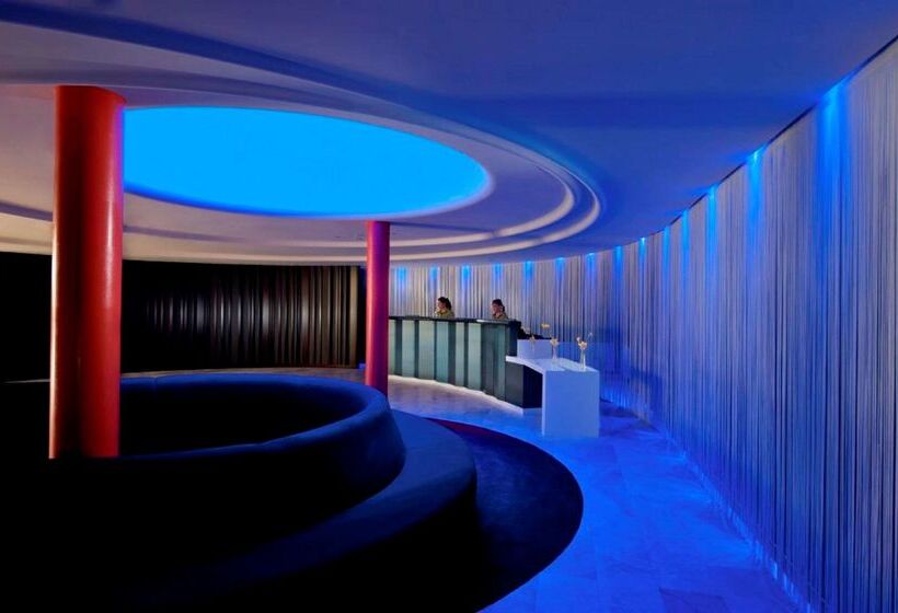 هتل Doubletree By Hilton Queenstown