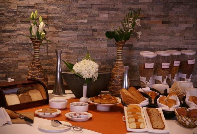 ホテル The Eclipse Boutique Suites