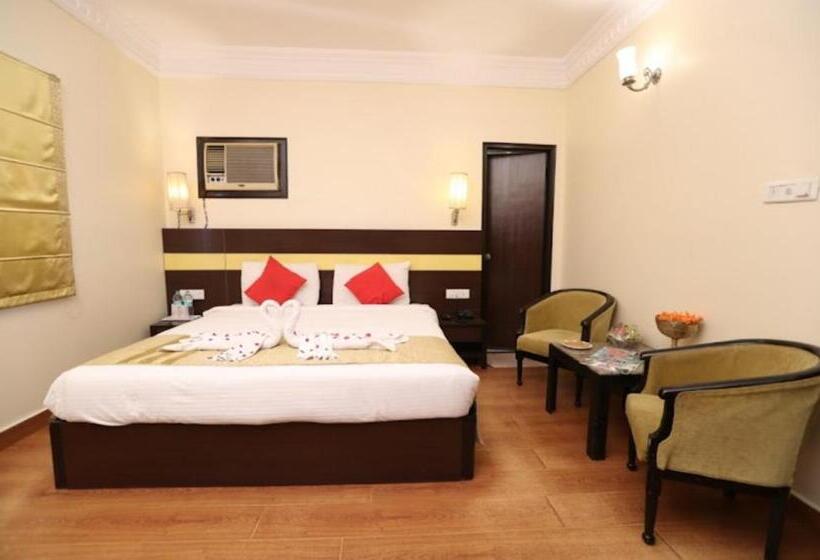 호텔 Empire Regency