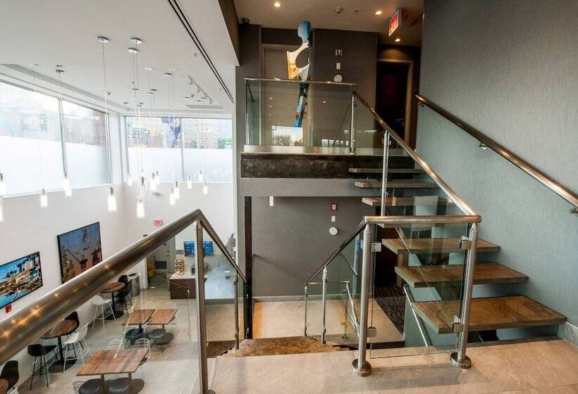 Отель Fairfield Inn & Suites By Marriott New York Brooklyn