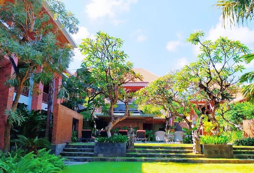 Fourteen Roses Boutique Hotel, Kuta