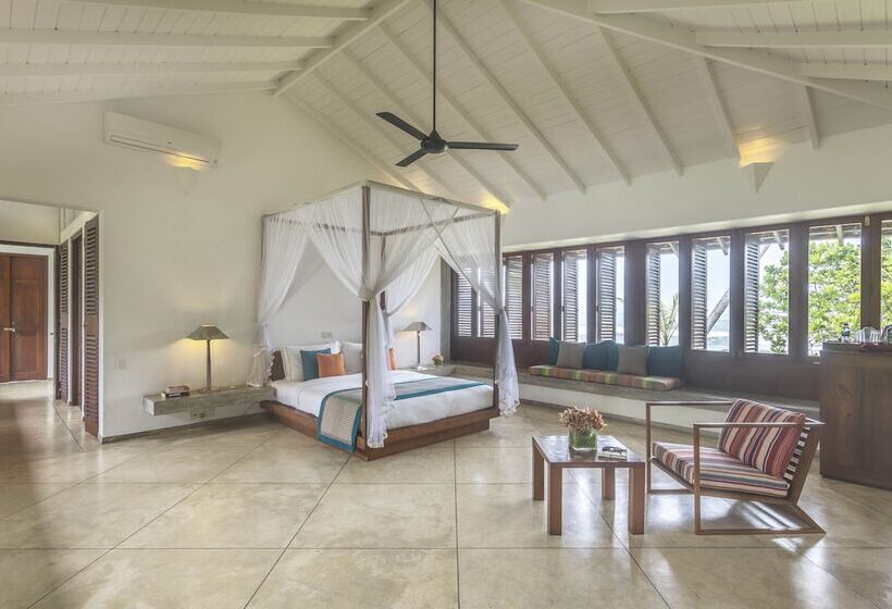 בית מלון כפרי The Frangipani Tree By Edwards Collection