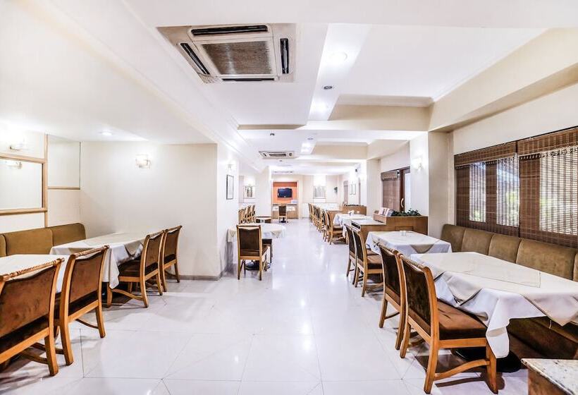 Отель Gandharva Shivajinagar