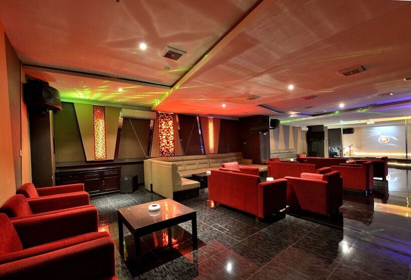 Gino Feruci Kebon Jati By Kagum Hotels