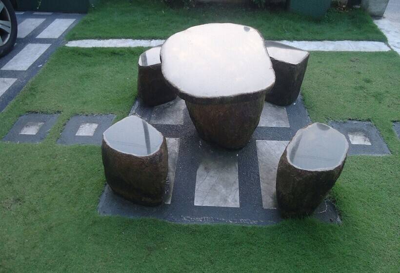 Global Towers Hotel & Apartments