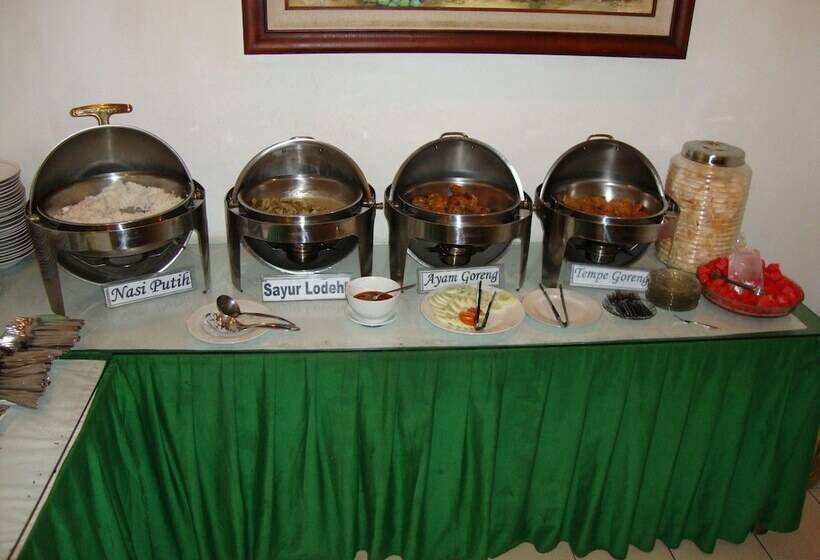 هتل Gloria Amanda