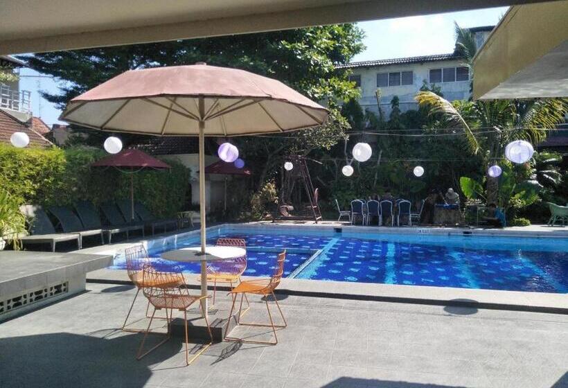 호텔 Grand Rosela Yogyakarta