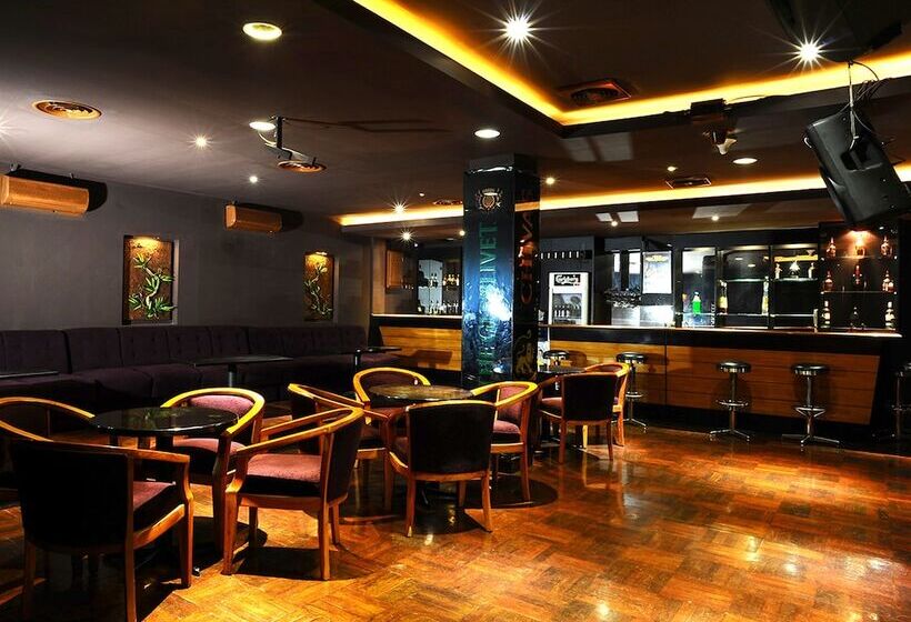 Gumilang Regency Hotel By Gumilang Hospitality