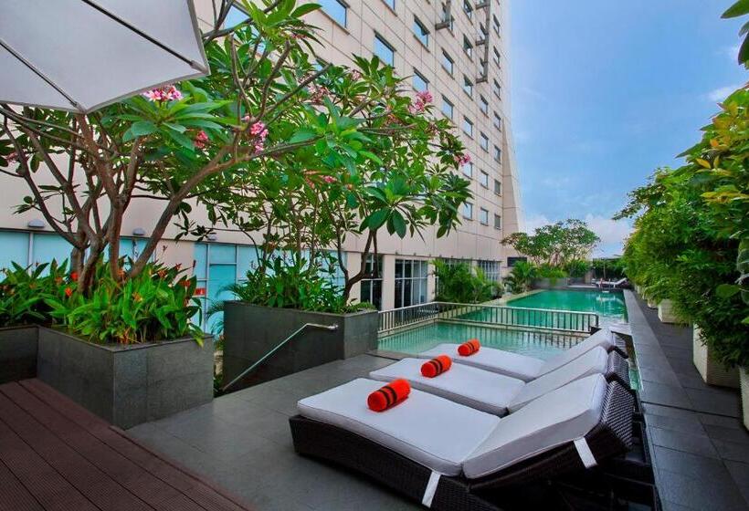 Harris Hotel And Conventions Kelapa Gading Jakarta