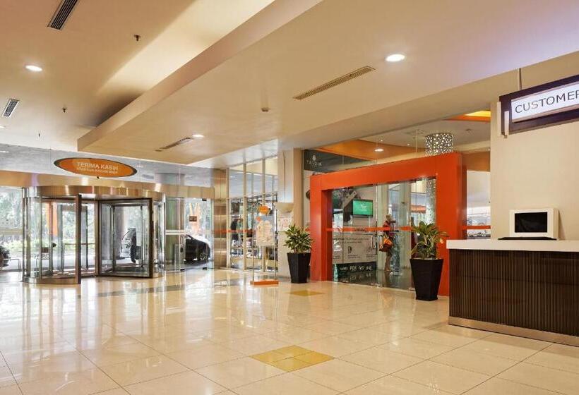 Harris Hotel And Conventions Kelapa Gading Jakarta