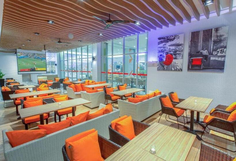 Harris Hotel And Conventions Kelapa Gading Jakarta