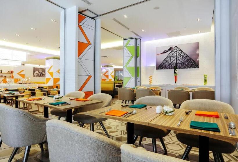 Harris Hotel And Conventions Kelapa Gading Jakarta