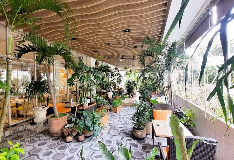 Harris Hotel And Conventions Kelapa Gading Jakarta