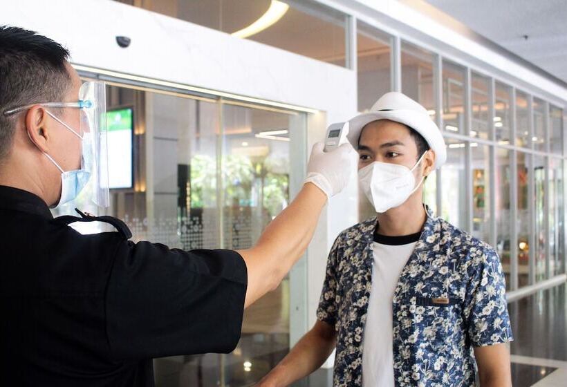 Harris Hotel And Conventions Kelapa Gading Jakarta