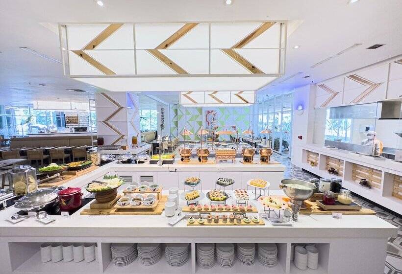 Harris Hotel And Conventions Kelapa Gading Jakarta