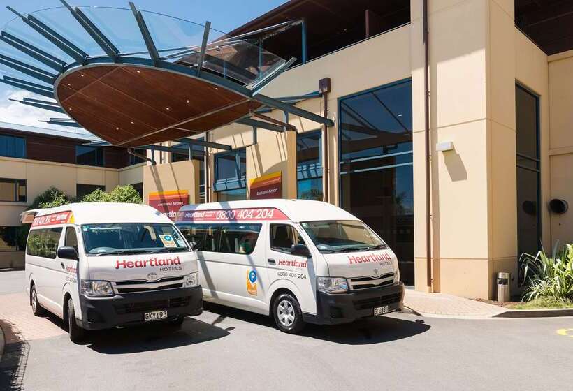 Heartland Hotel Auckland Airport