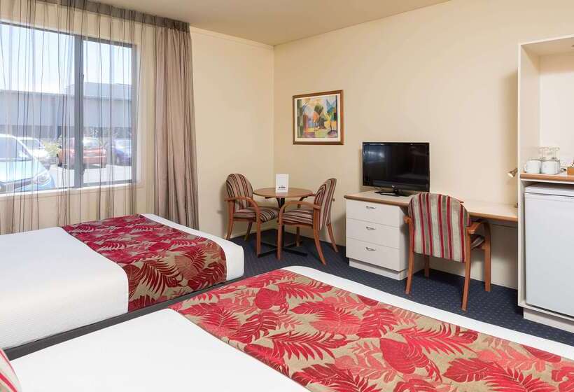 Heartland Hotel Auckland Airport