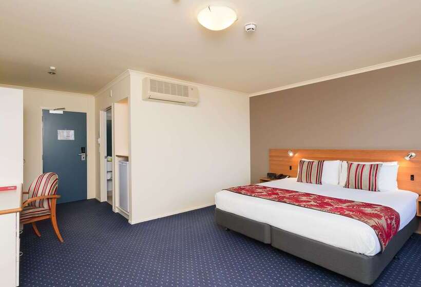 Heartland Hotel Auckland Airport