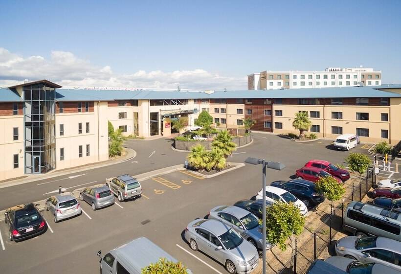 Heartland Hotel Auckland Airport