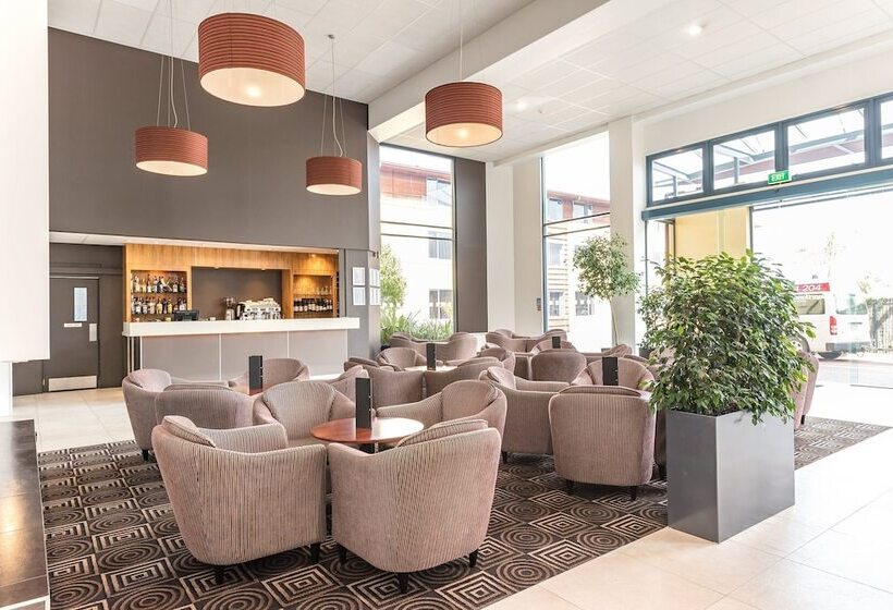 Heartland Hotel Auckland Airport