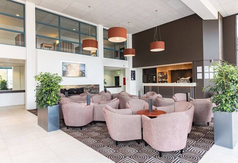 Heartland Hotel Auckland Airport