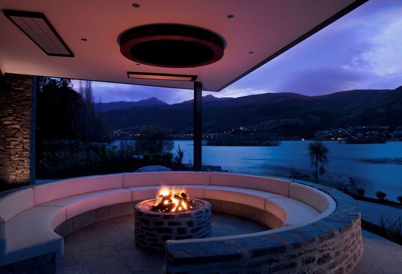 هتل Hilton Queenstown Resort & Spa