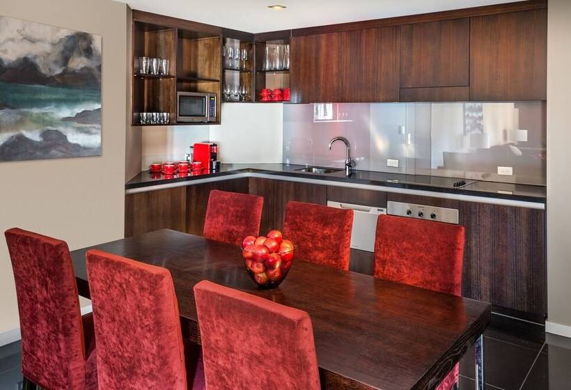 هتل Hilton Queenstown Resort & Spa